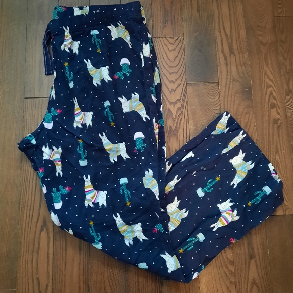 Old Navy Flannel Holiday PJ'S, Size XL, Llama + Cactus Pattern - Picture 4 of 6